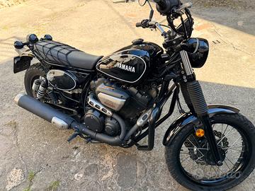 Yamaha SCR 950