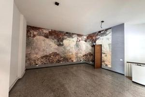 NEGOZIO A MONTEGROTTO TERME