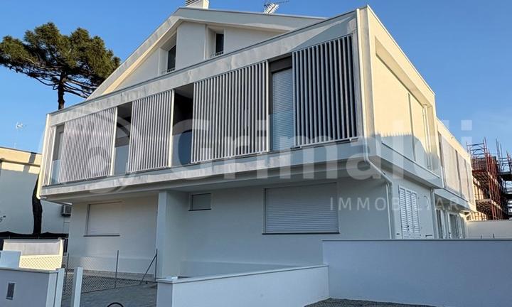 Villa a schiera Ravenna [RIF LE07VRG]