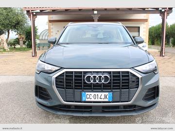 AUDI Q3 35 TDI S tronic Business