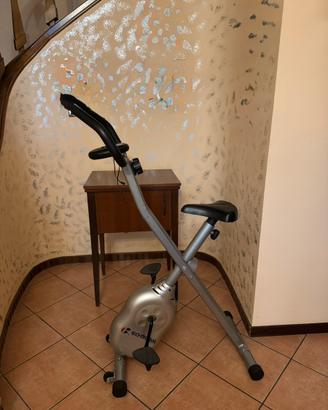 Cyclette pieghevole Richmond richiudibile