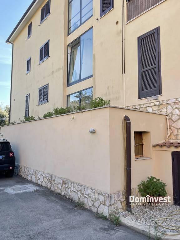 Appartamento di 97 m² con 3 locali e box auto dopp - Vista 2