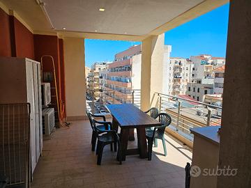 Alghero centro e mare con garage e terrazzo