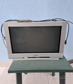 TV Panasonic 32" Schermo Piatto 100Hrz