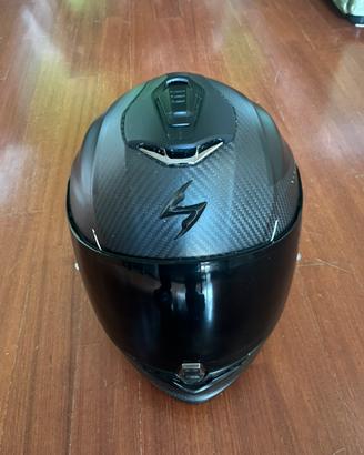 Casco Scorpion exo 1400 carbon