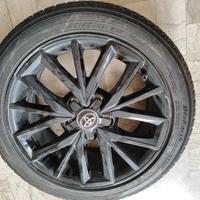 gomme invernali per auto usate vintage con cerchi