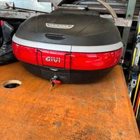 Bauletto moto Givi Maxia