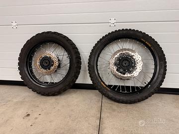 Cerchi Tubeless Yamaha Tenere 700 con dischi freno