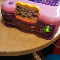 vintage console V smile