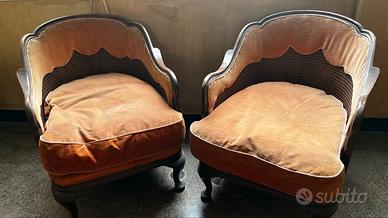 Poltroncine d’epoca in velluto e paglia di Vienna