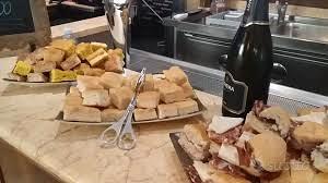 Bar tavola calda in gestione