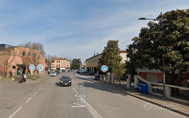 Bilocale felino centrale con balconcino