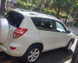 Toyota RAV4 150cv anno 2012