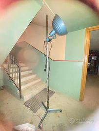 Lampada da terra anni 50 iff