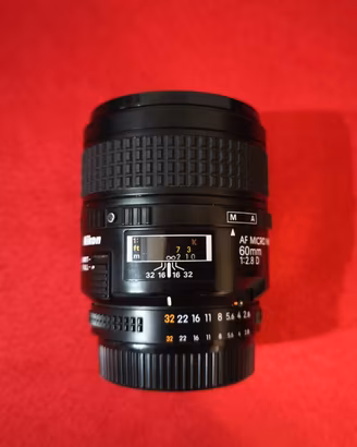 Nikon AF Micro NIKKOR 60mm f2.8  D
