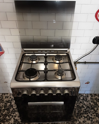 Piano cottura con forno