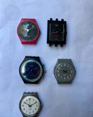 Lotto di 5 casse swatch vintage funzionanti.