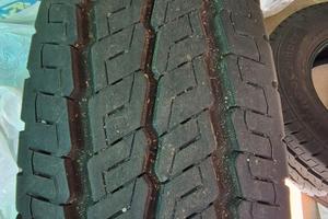 Pneumatici camper 225/75R16CP