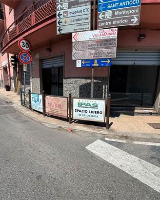 Locale commerciale con doppia Vetrina