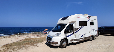 Camper semintegrale Frankia
