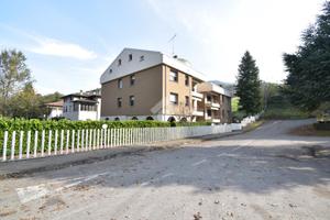 3 LOCALI A CALESTANO