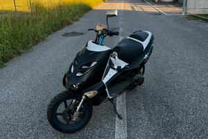 SMEMBRO APRILIA SR50