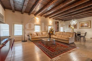 Villa o villino Cordenons [804VRG]