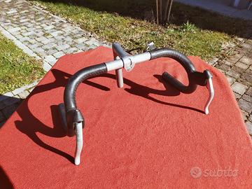 Manubrio da corsa francese.