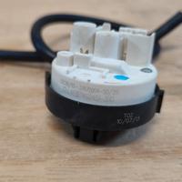 Pressostato lavatrice whirlpool AWOE8040