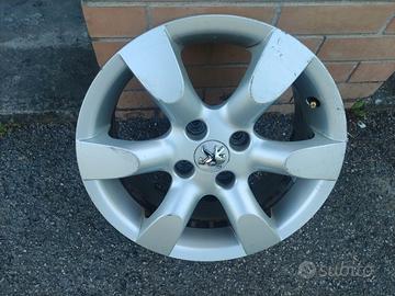 Cerchi in lega Peugeot raggio 16