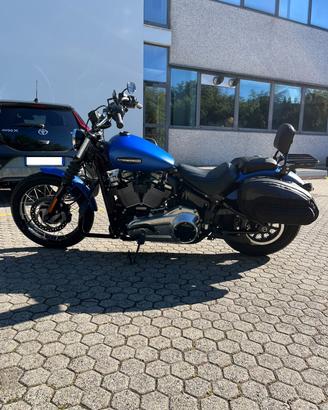 Harley-davidson Softail Street Bob
