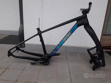 Fatbike BOREALIS CRESTONE CARBON - 3.680 grammi