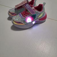 Scarpe bambina nuove numero 27 con luci