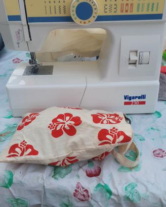 macchina da cucire Vigorelli 230