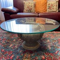 Tavolino in cristallo  con anfora