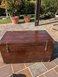 Cassone risalente alla prima guerra mondiale 