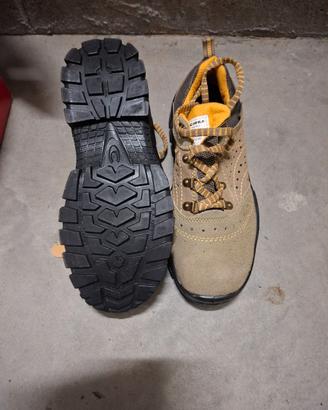 Scarpe antinfortunistiche S1