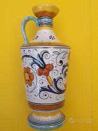 Vaso Brocca in Ceramica artistica di Deruta, 22 cm