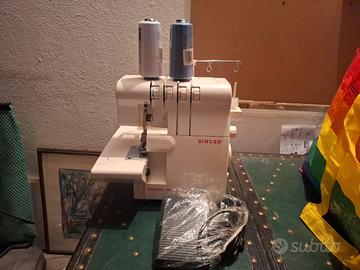 Macchina Singer SH 654