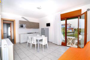 Caorle, bilocale con posto auto coperto