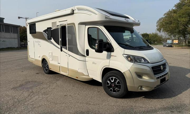 CARAVANS INTERNATIONAL RIVIERA 84 XT anno 2018
