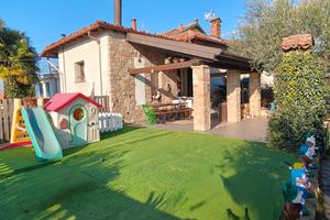 CASA INDIPENDENTE 3loc A 2 PASSI DAL LAGO