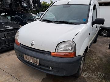 Renault Kangoo anno 2002 ricambi usati