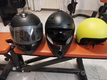 caschi taglia XL e L