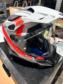 Casco Airoh commander 2