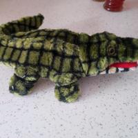 Baby coccodrillo in peluche 