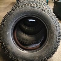Gomme 235/75 r16