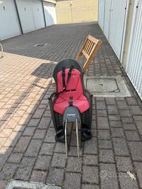 Seggiolino per bicicletta, aggancio posteriore