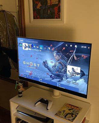 Monitor 32” 4K UHD