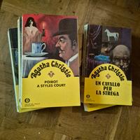 libri gialli "oscar Mondadori"